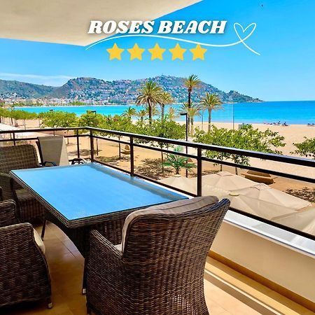 Roses Beach 외부 사진
